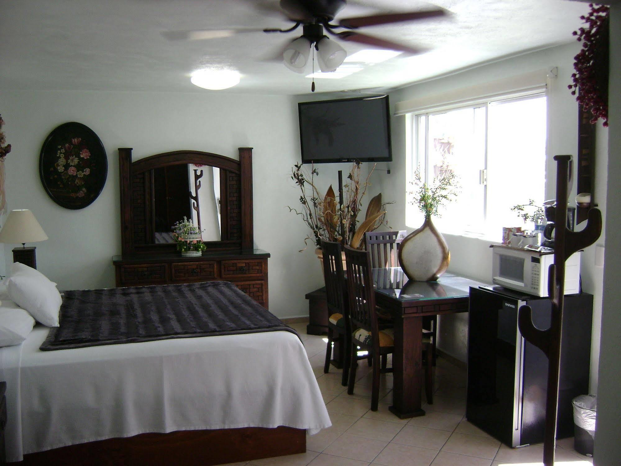 Residencia Sofia Hotel Querétaro Buitenkant foto