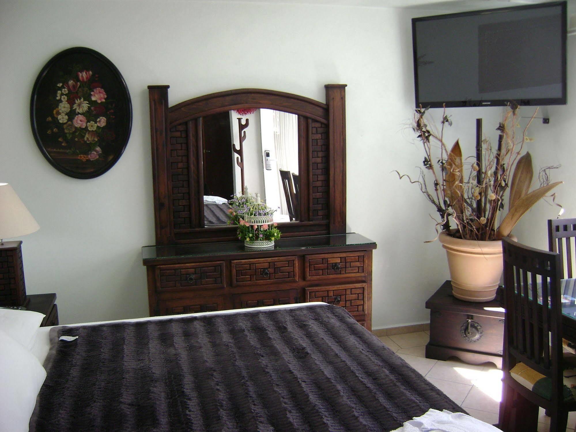 Residencia Sofia Hotel Querétaro Buitenkant foto