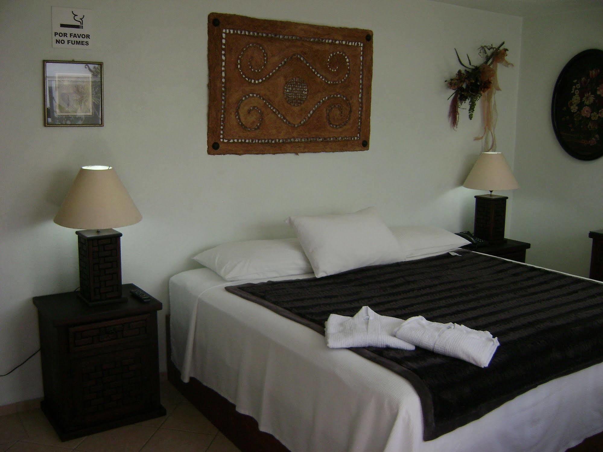 Residencia Sofia Hotel Querétaro Buitenkant foto